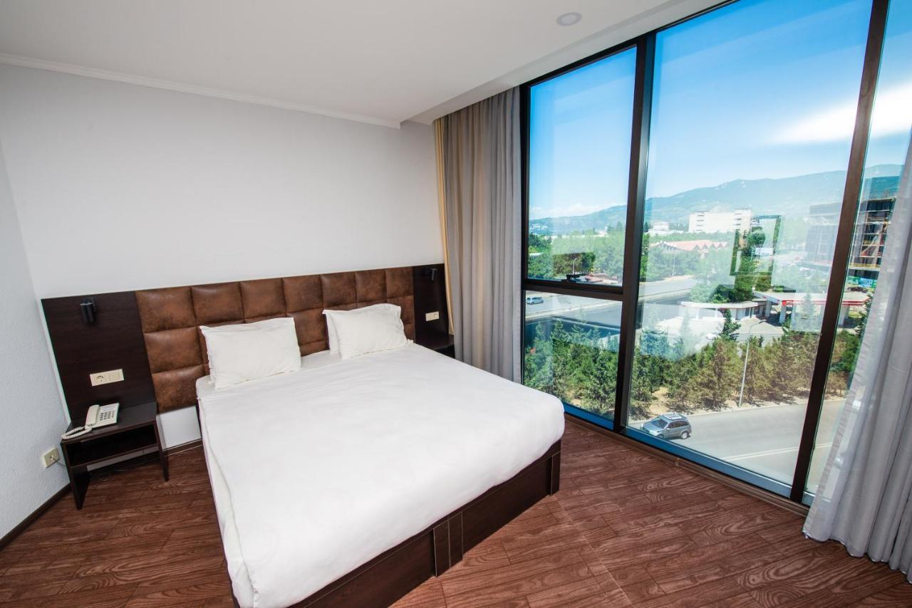 Shine Palace Готель 3*